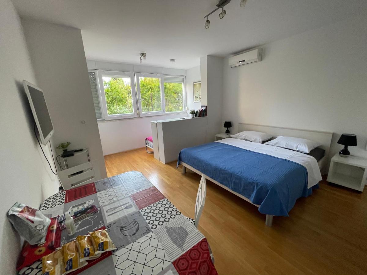 Apartment Busic In Сплит Екстериор снимка
