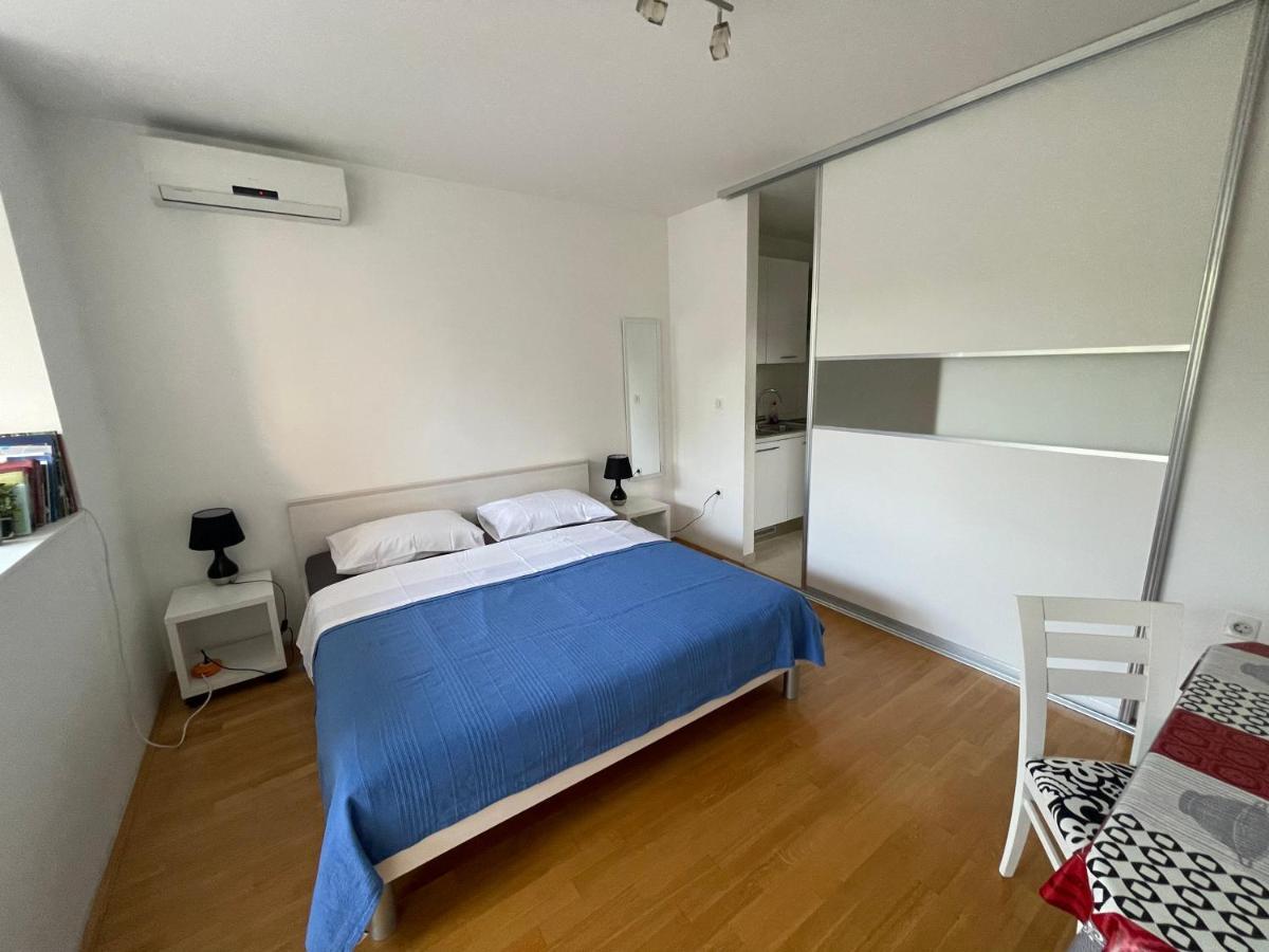 Apartment Busic In Сплит Екстериор снимка